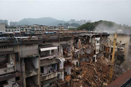收到責令交出土地通知應如何應對？