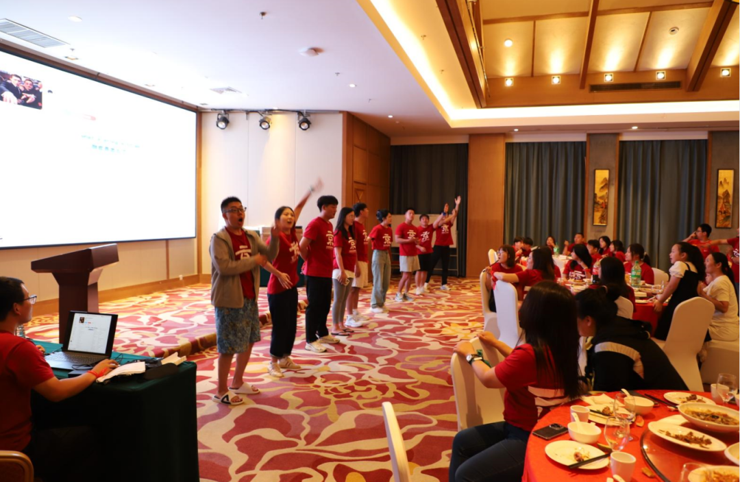 凝心聚力勵(lì)行致遠(yuǎn)|2023年云合專業(yè)律師集團(tuán)夏季團(tuán)建活動(dòng)圓滿舉行